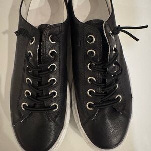 Paul Green Black Leather Women's Sneakers